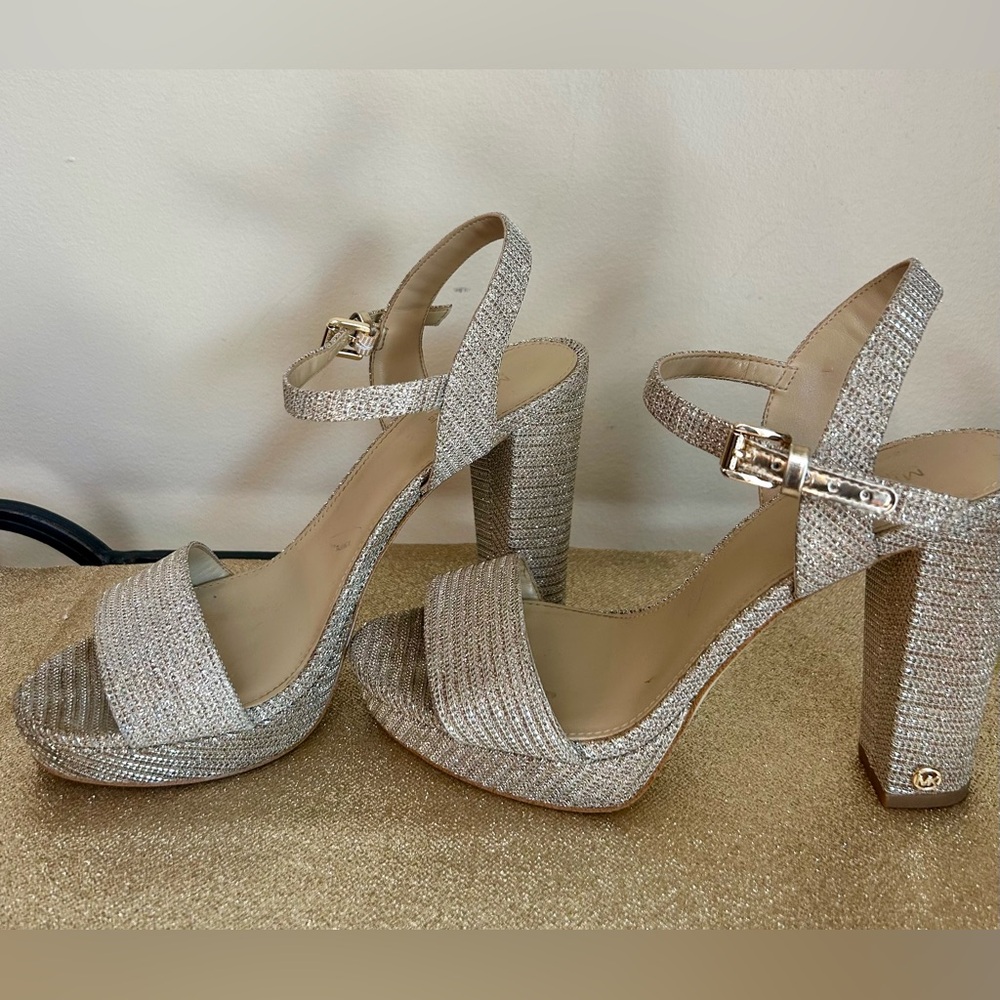 Michael Kors Glittering Gold Heels